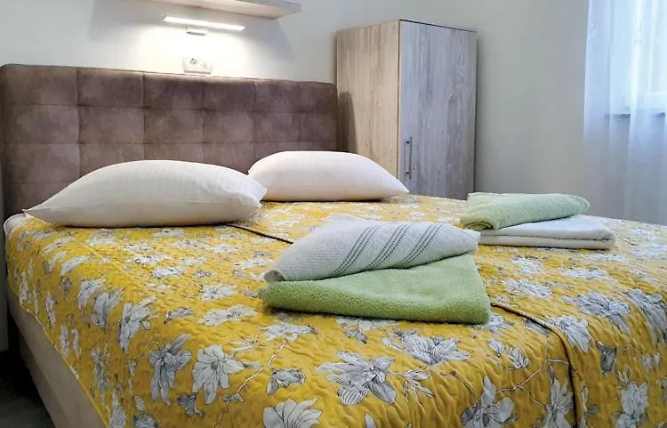 Apartment Apartmani Kurjakovic - Punat Kroatien