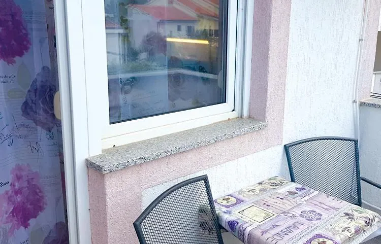 Apartmani Kurjakovic - Punat 0*,  Croatia