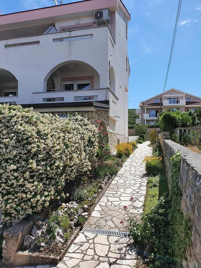 Apartment Apartmani Kurjakovic - Punat